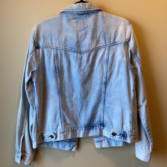 FOREVER 21 DENIM JEAN JACKET - Picture 4 of 7